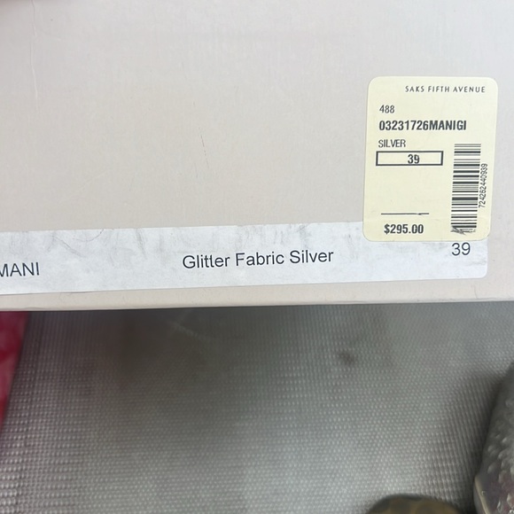 Jimmy Choo vintage silver shoes! - Picture 5 of 8